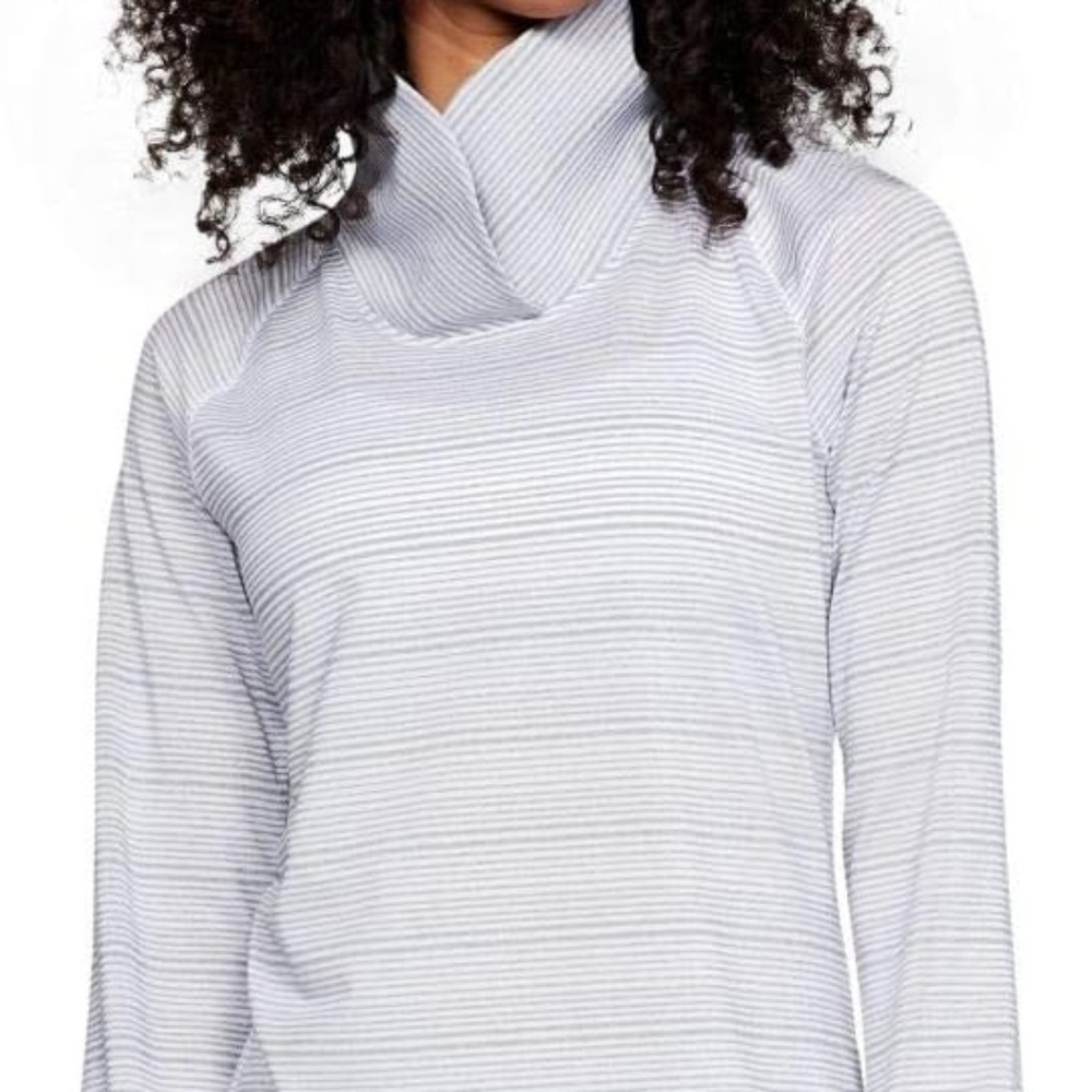 Under ArmorZinger Pullover - NWOTags Size M
